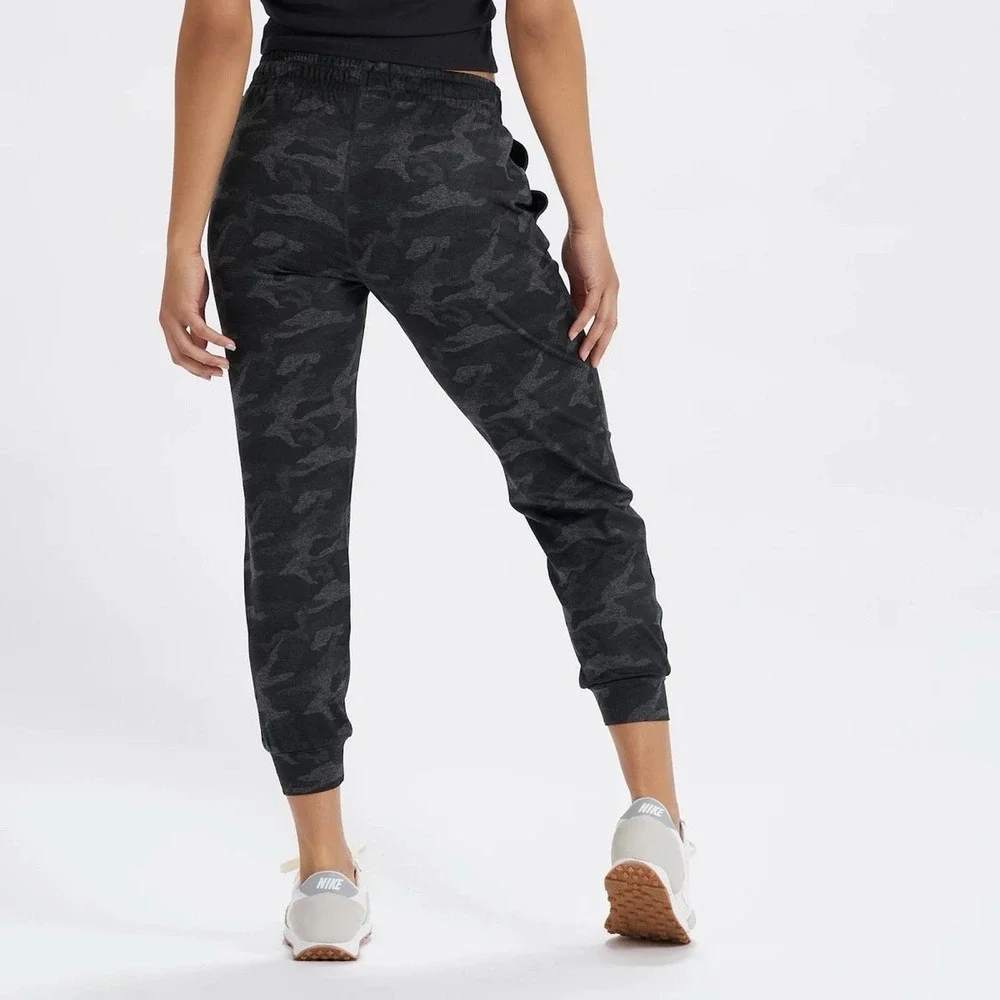 Vuori Performance Jogger Women's XXL Black Camo DreamKnit Drawstring Athleisure - Picture 2 of 6